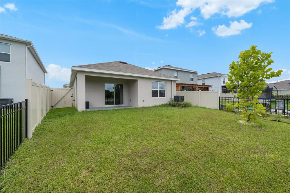35630 KINSEY POINT Zephyrhills, FL 33541