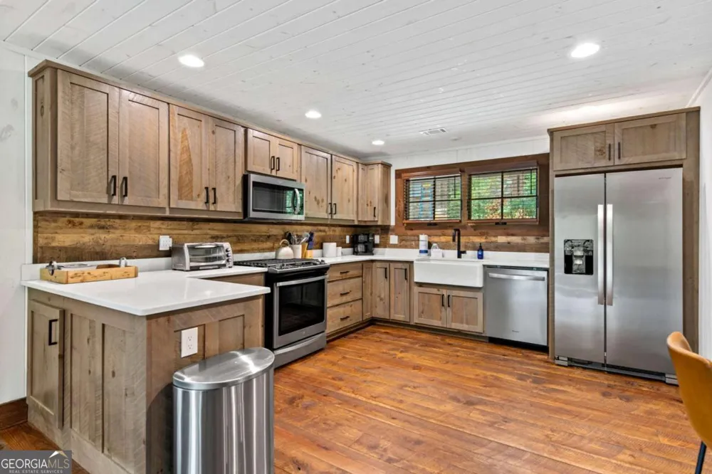 112 Tilley Ridge RD Blue Ridge, GA 30513