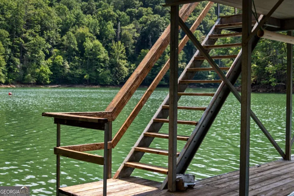 112 Tilley Ridge RD Blue Ridge, GA 30513