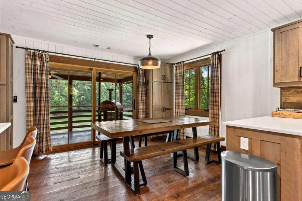 112 Tilley Ridge RD Blue Ridge, GA 30513