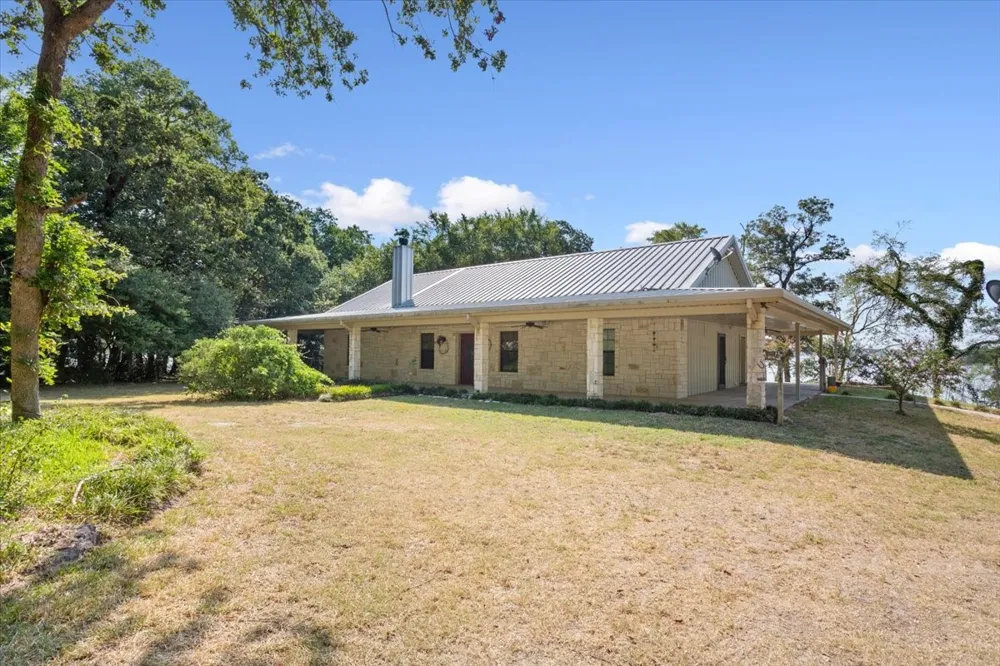 860 Lcr 794 Groesbeck, TX 76642