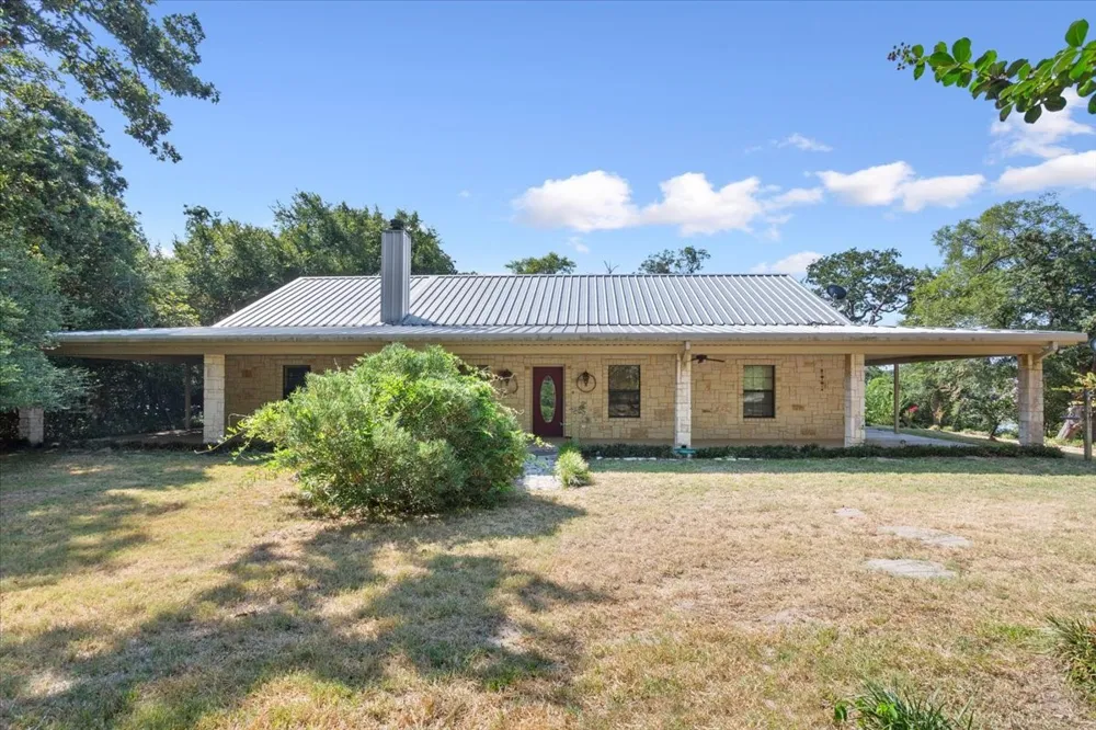 860 Lcr 794 Groesbeck, TX 76642