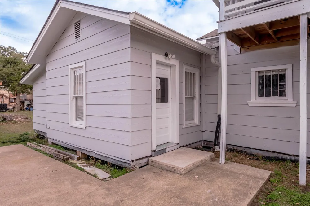 200 W Caroline Street #A Trinity, TX 75862