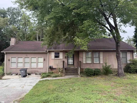 4 Cardinal Drive