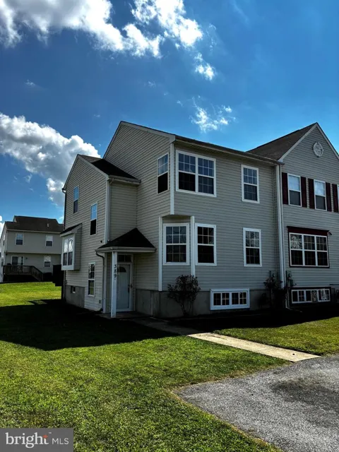 389 BRADDOCK ROAD