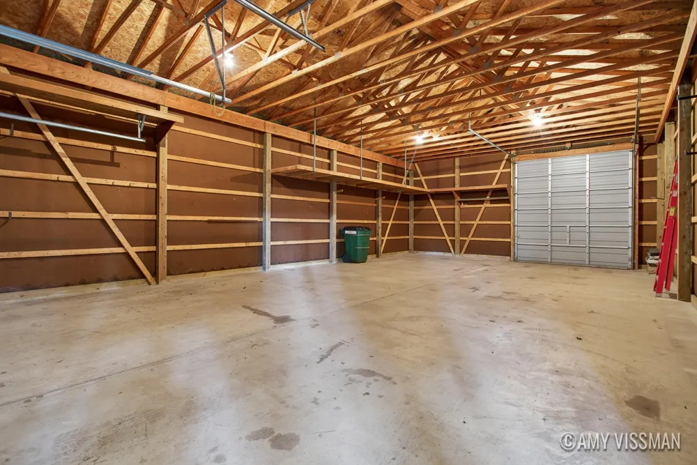 2083 Archwood Drive Wayland, MI 49348
