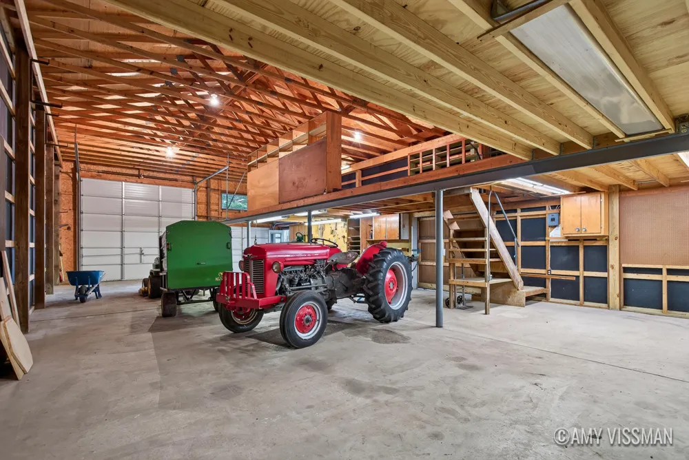 2083 Archwood Drive Wayland, MI 49348