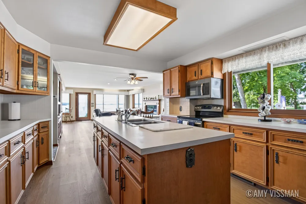 2083 Archwood Drive Wayland, MI 49348