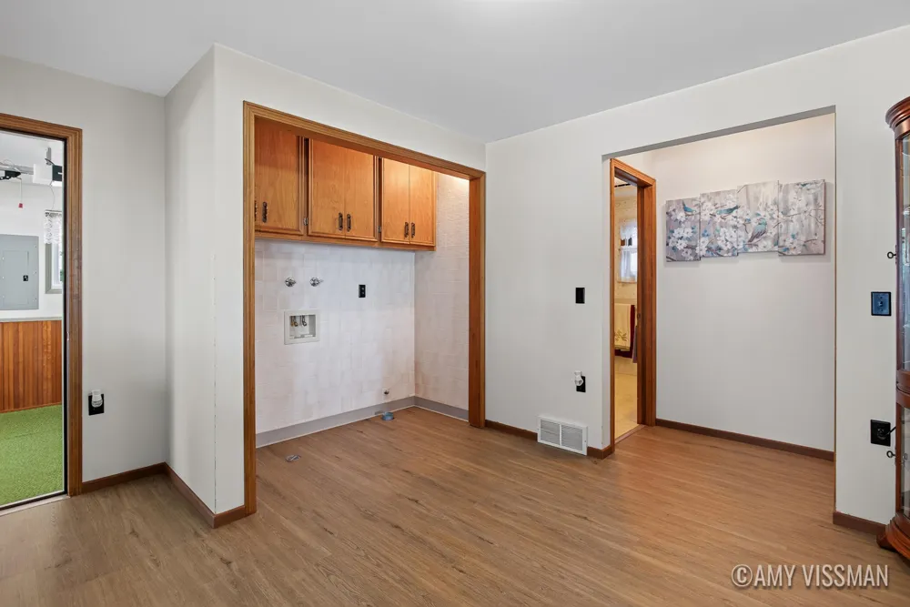 2083 Archwood Drive Wayland, MI 49348