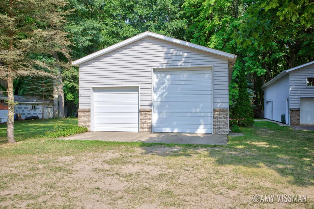 2083 Archwood Drive Wayland, MI 49348