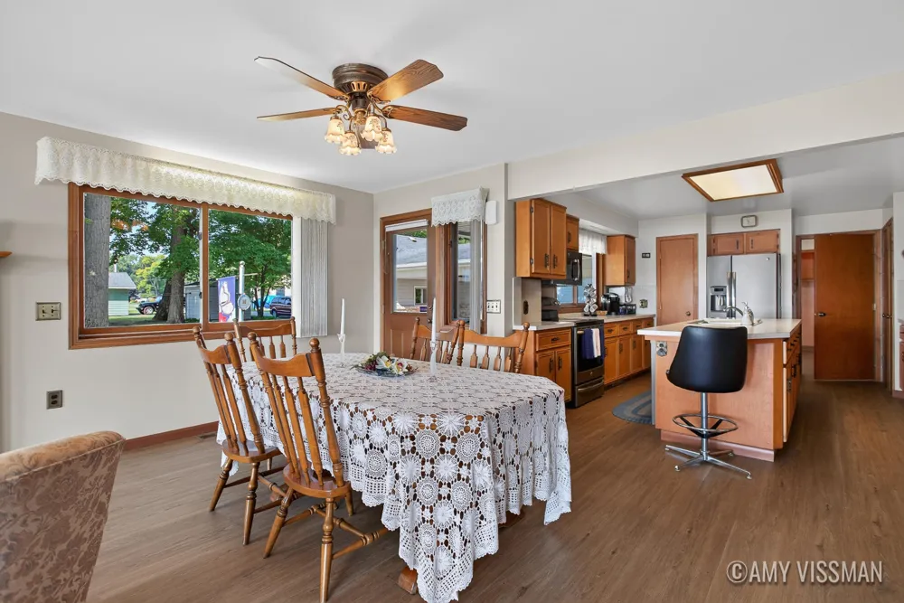 2083 Archwood Drive Wayland, MI 49348