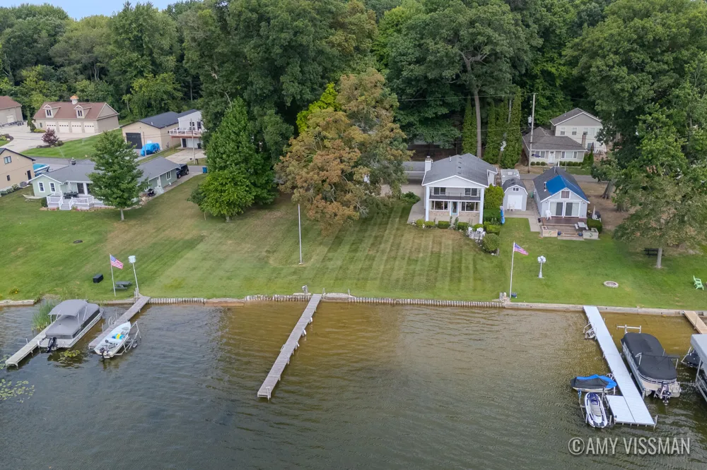 2083 Archwood Drive Wayland, MI 49348