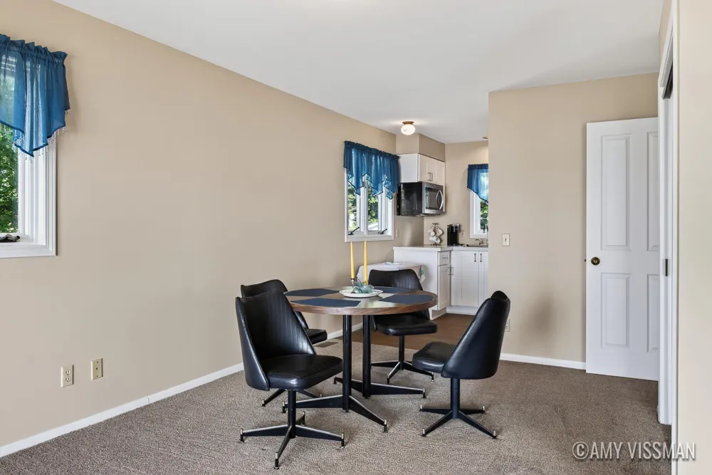 2083 Archwood Drive Wayland, MI 49348