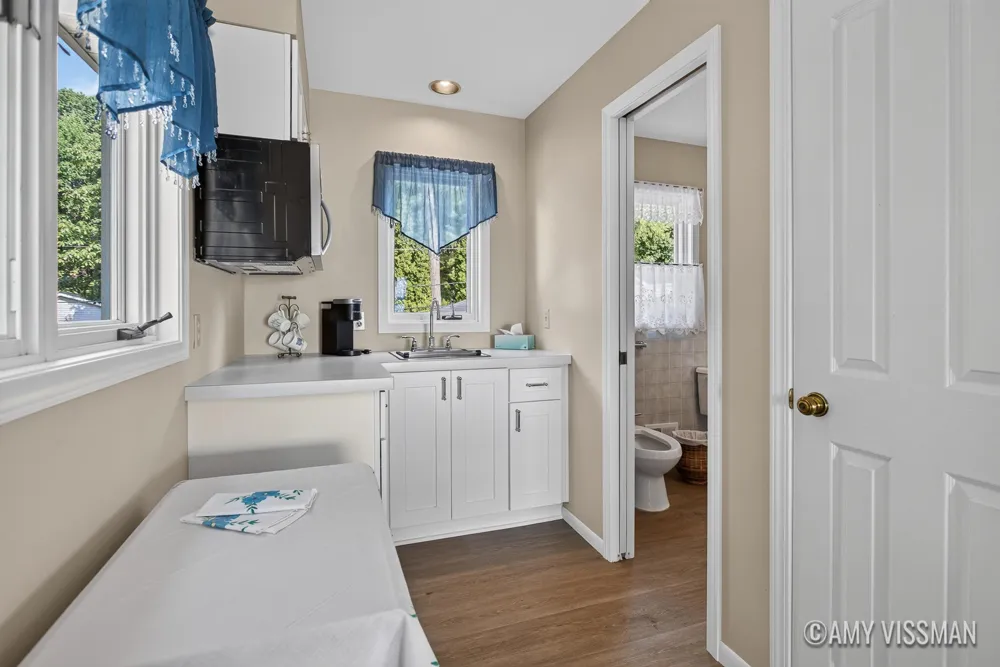 2083 Archwood Drive Wayland, MI 49348