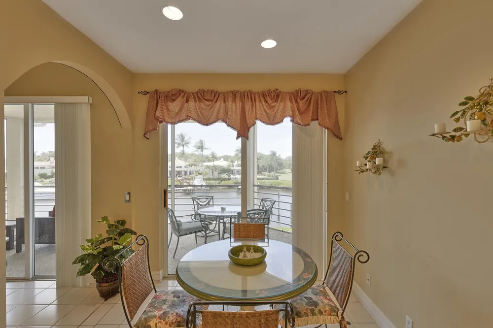 392 Spyglass Way Jupiter, FL 33477