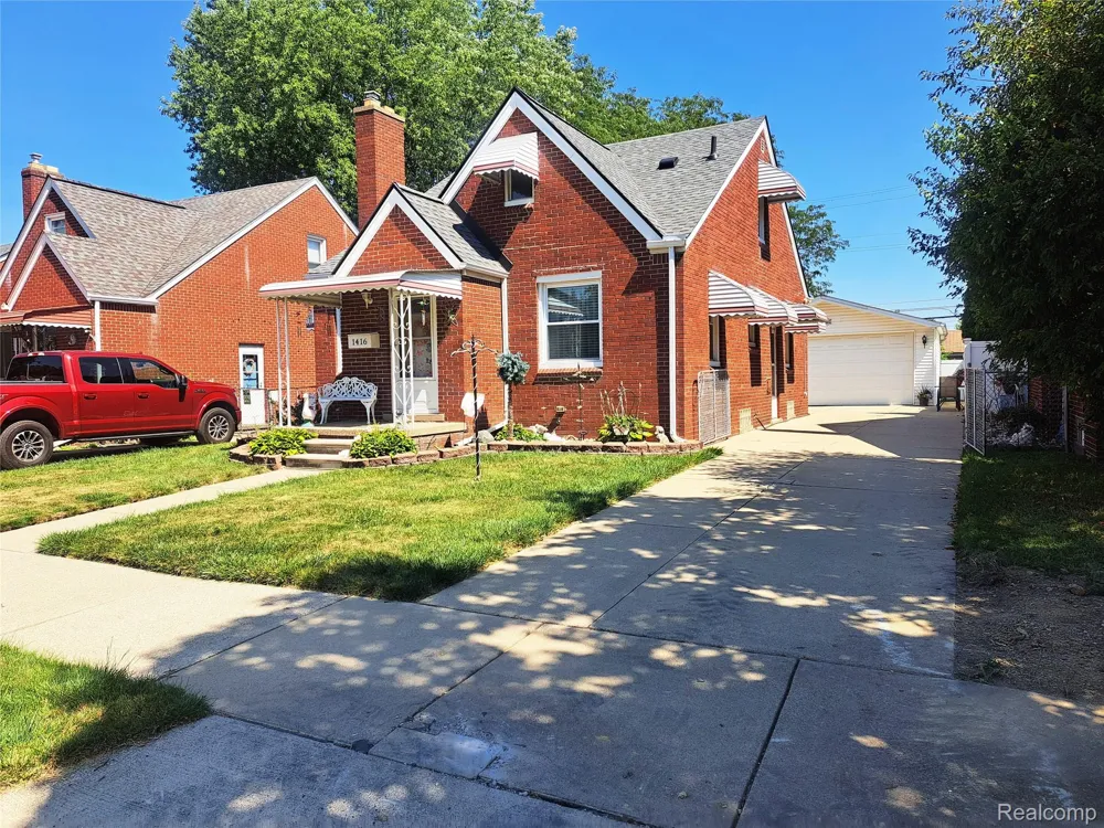 1416 Lincoln Avenue Lincoln Park City, MI 48146