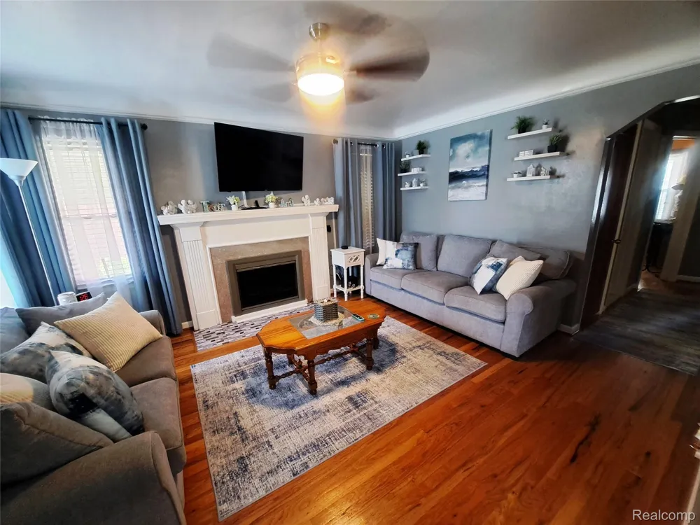 1416 Lincoln Avenue Lincoln Park City, MI 48146