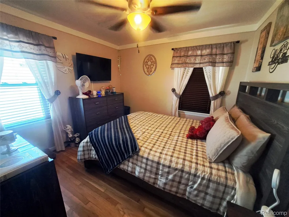 1416 Lincoln Avenue Lincoln Park City, MI 48146