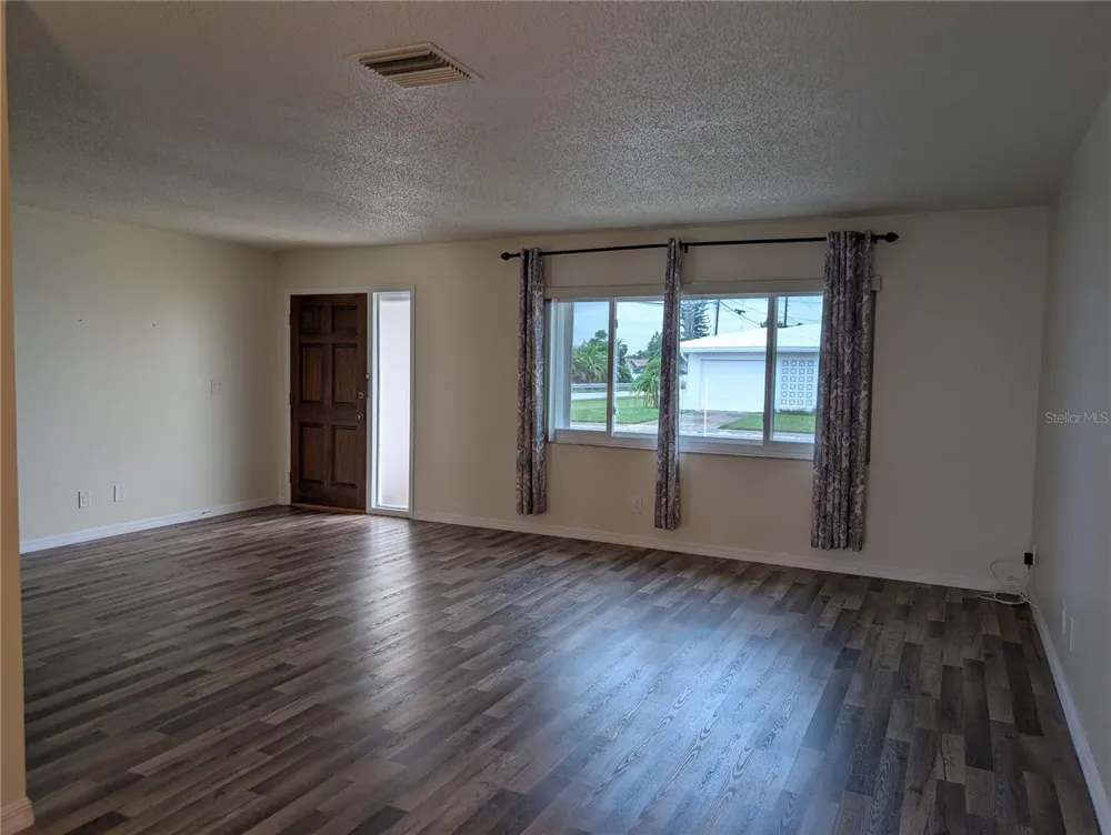 10188 45TH STREET #2 Pinellas Park, FL 33782