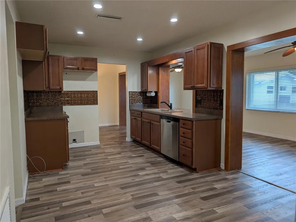 10188 45TH STREET #2 Pinellas Park, FL 33782