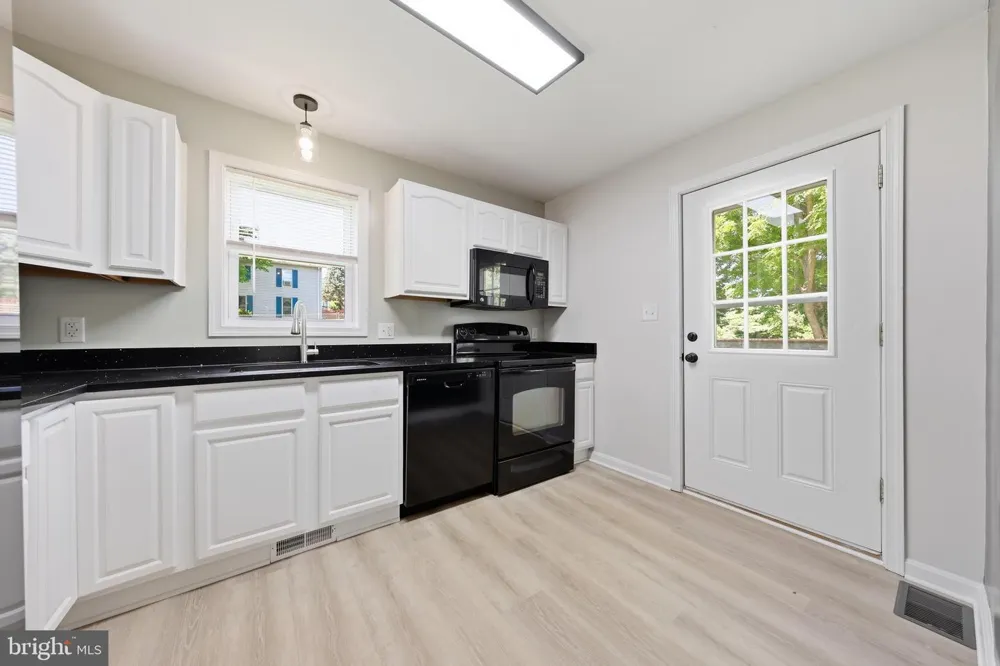 10510 HONEYFIELD ROAD Williamsport, MD 21795