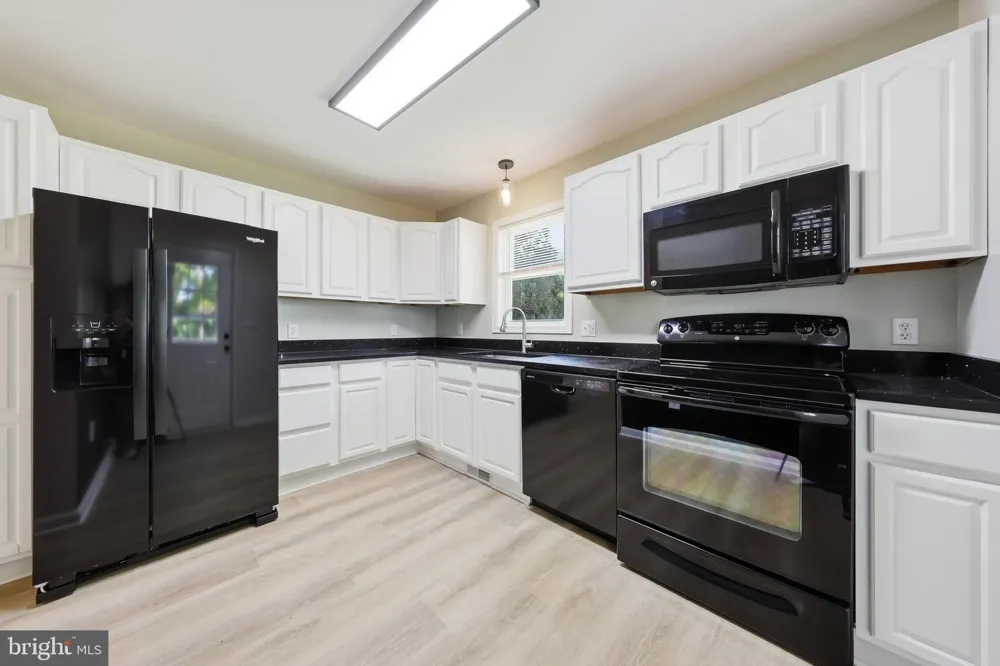 10510 HONEYFIELD ROAD Williamsport, MD 21795