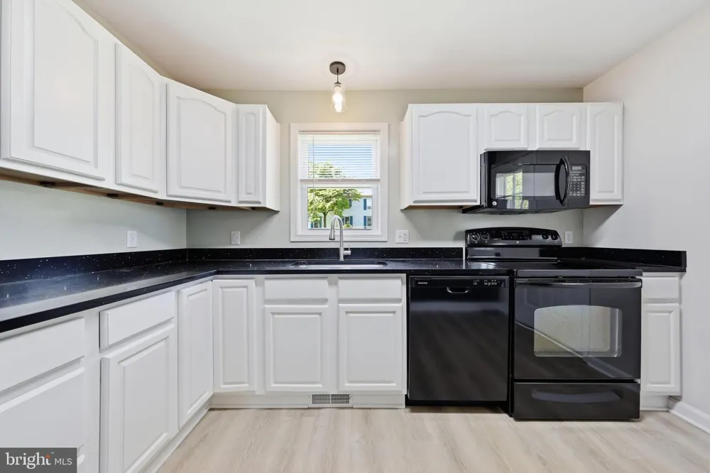 10510 HONEYFIELD ROAD Williamsport, MD 21795