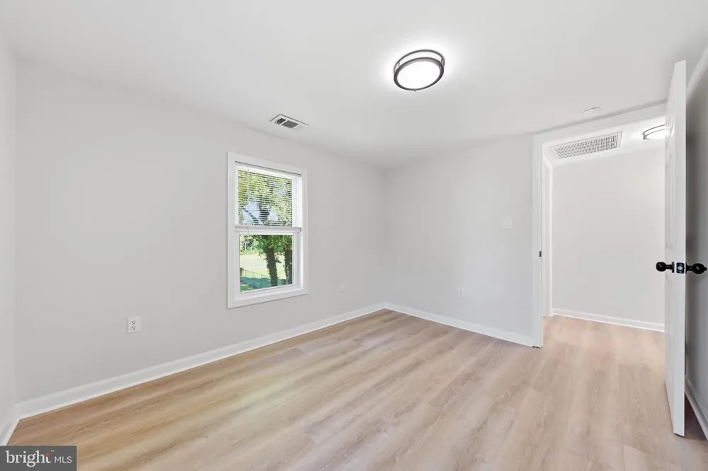 10510 HONEYFIELD ROAD Williamsport, MD 21795