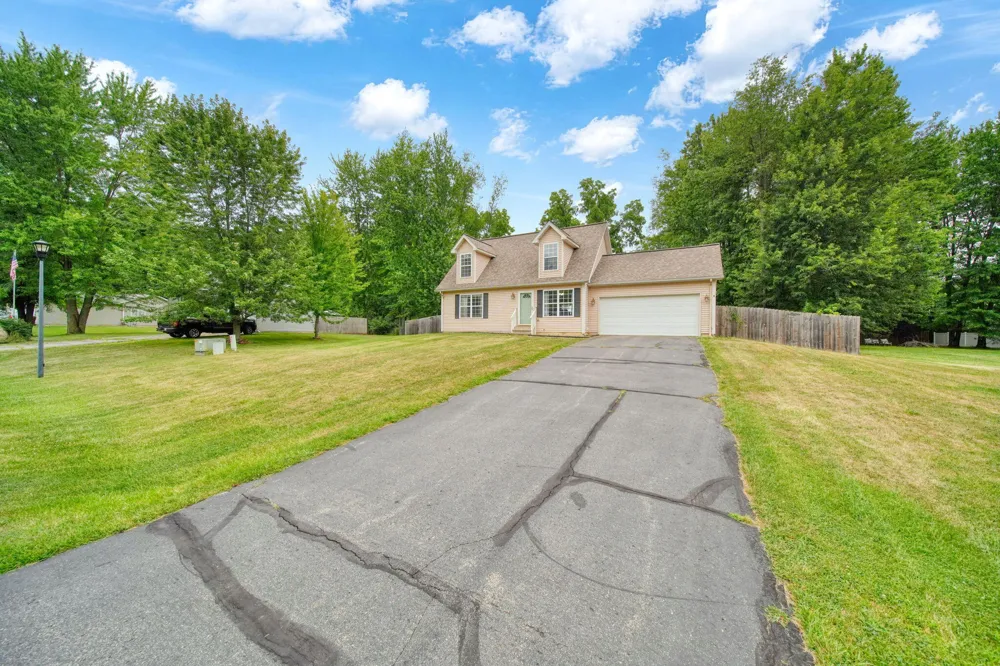 7966 Village Green Lane Parma, MI 49269