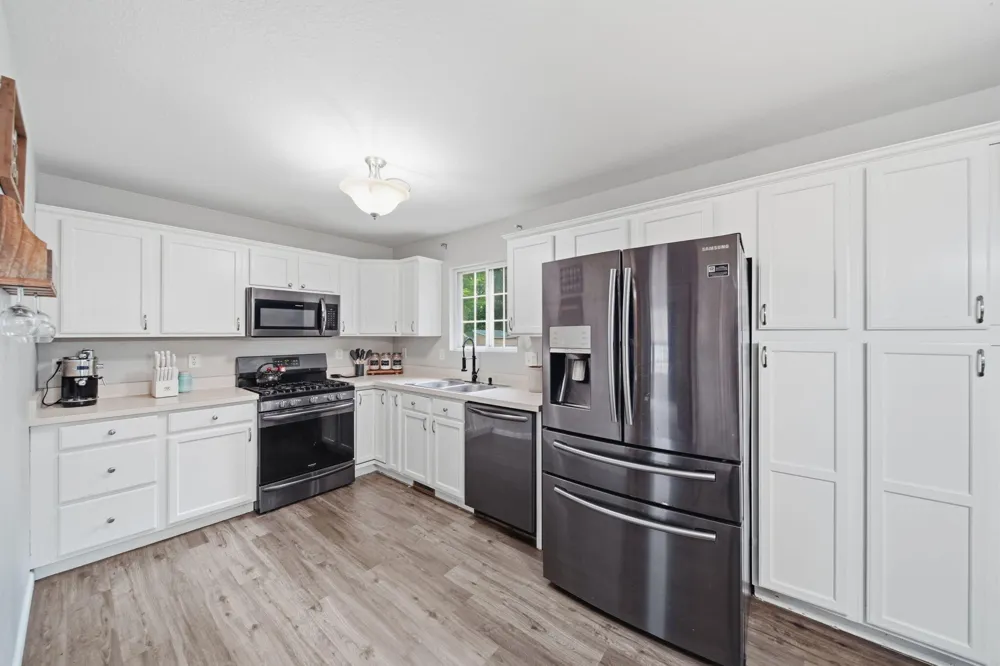 7966 Village Green Lane Parma, MI 49269