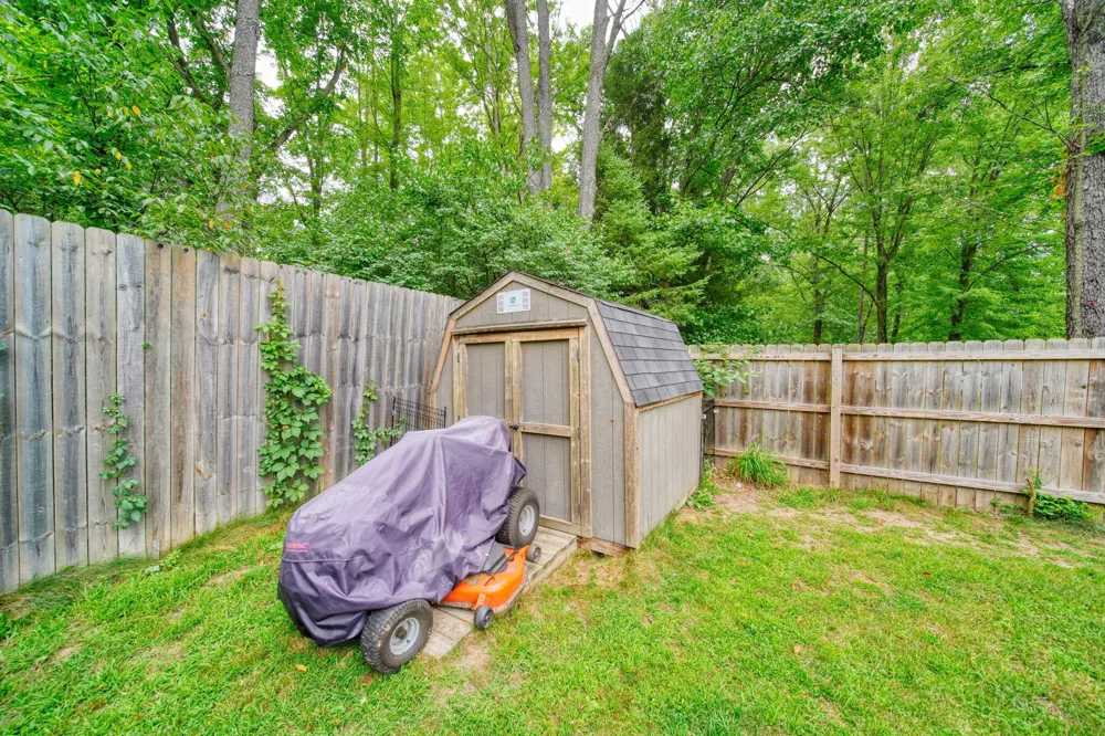 7966 Village Green Lane Parma, MI 49269