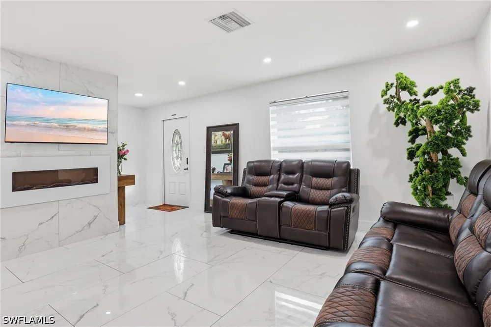 Star Grass Lane Naples, FL 34116