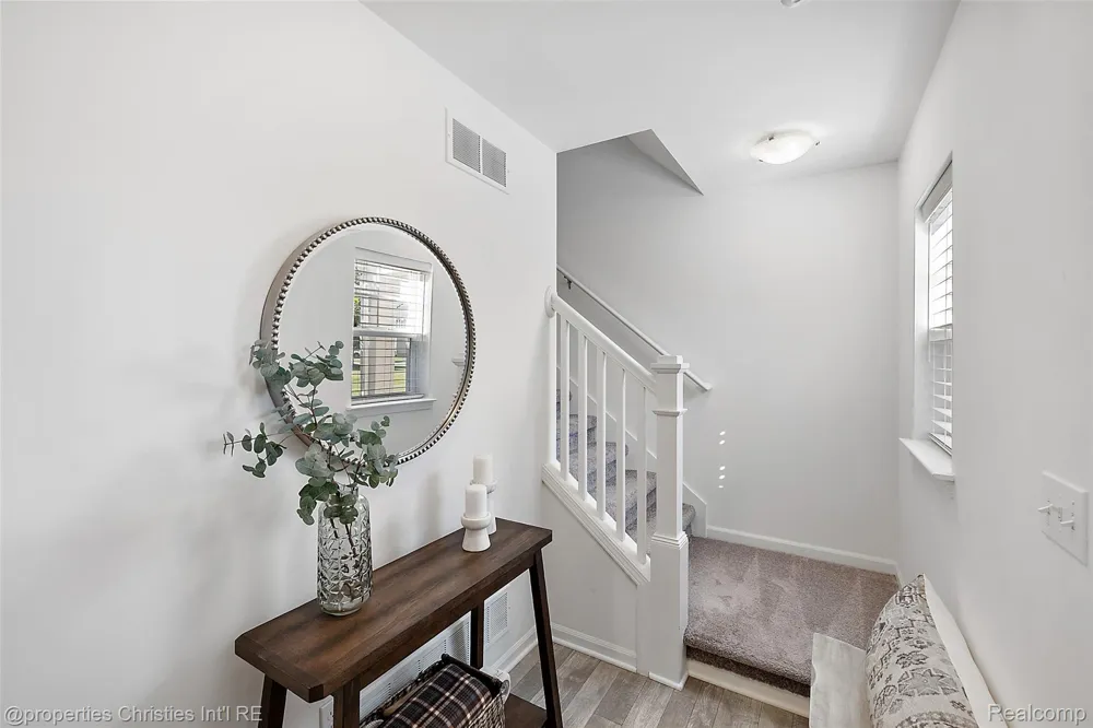 445 Wright Street Wixom City, MI 48393
