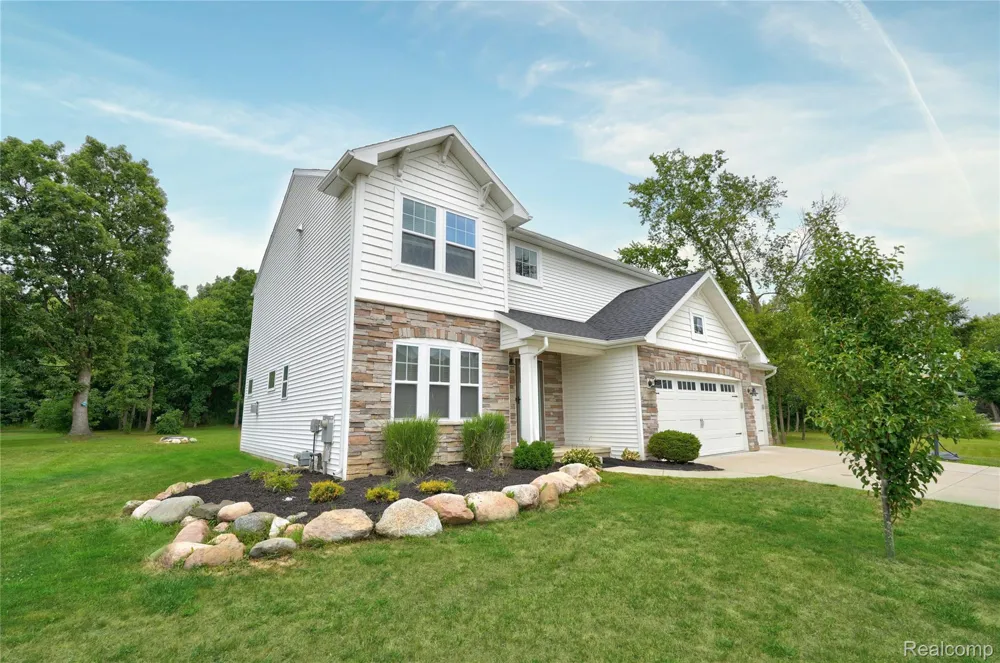 7302 Geraldine Circle Gaines Township, MI 48473
