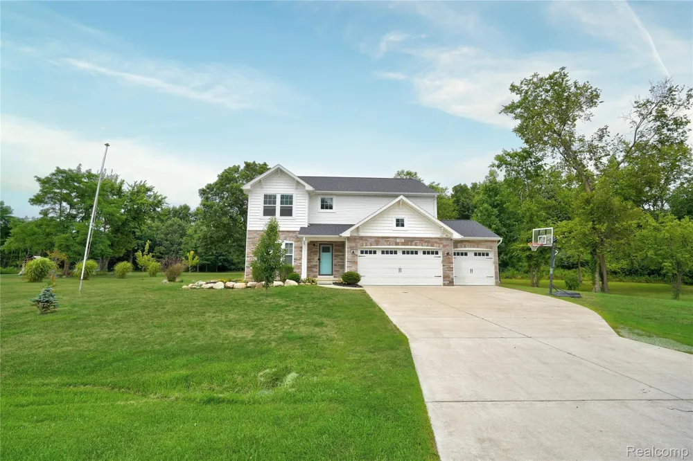 7302 Geraldine Circle Gaines Township, MI 48473