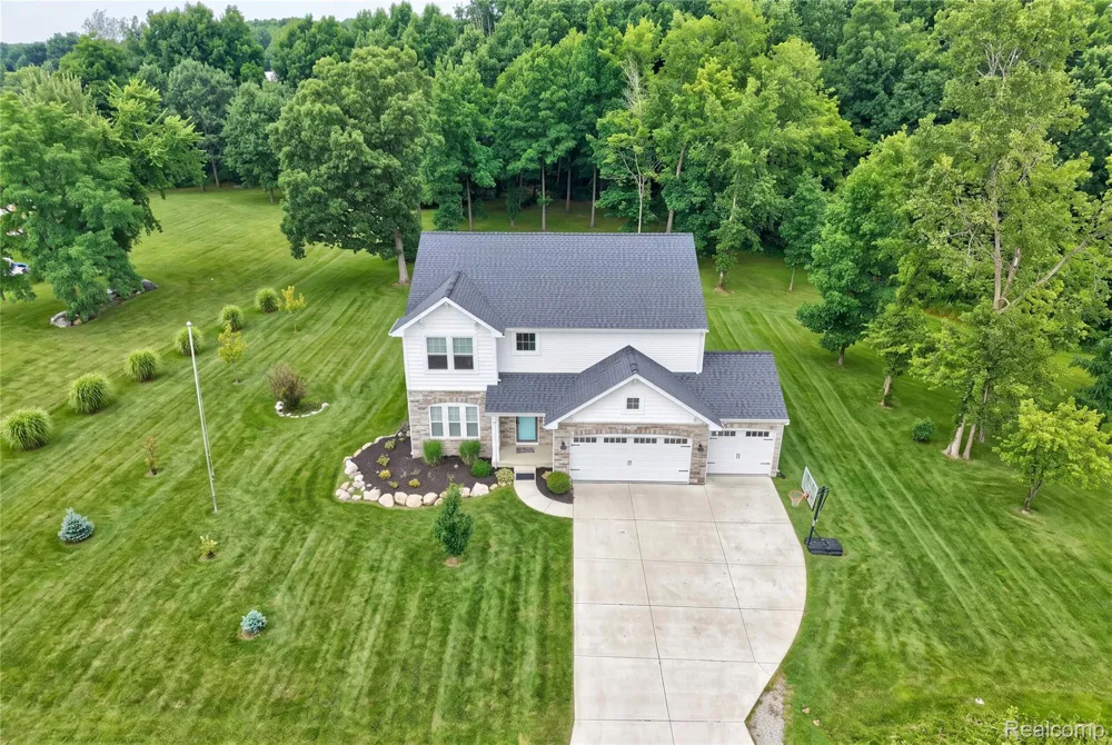 7302 Geraldine Circle Gaines Township, MI 48473