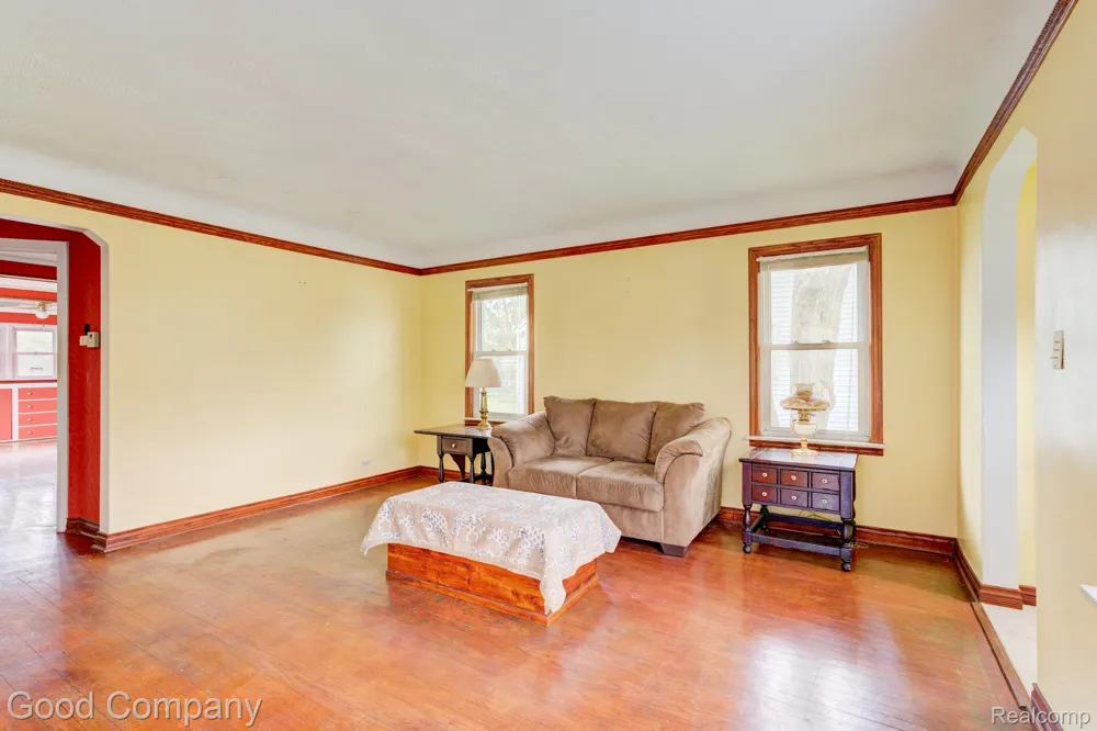 1355 Harvard Road Berkley City, MI 48072