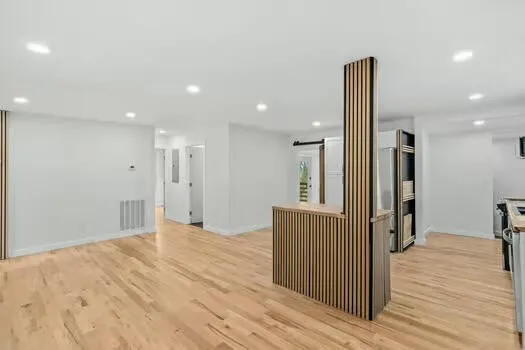 20 Moon Street Chattanooga, TN 37406
