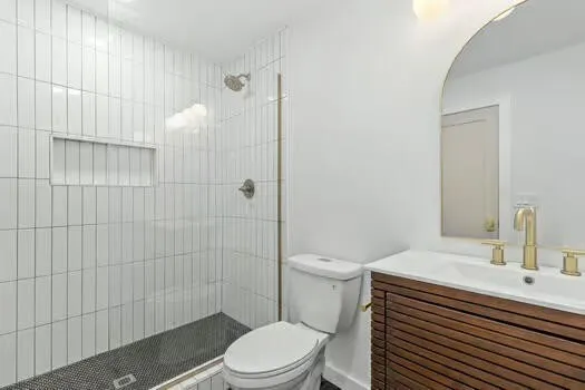 20 Moon Street Chattanooga, TN 37406