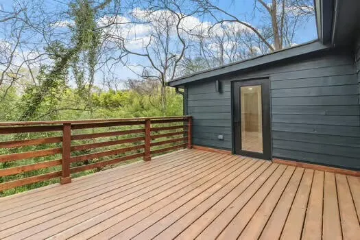 20 Moon Street Chattanooga, TN 37406