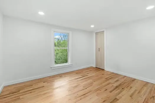 20 Moon Street Chattanooga, TN 37406
