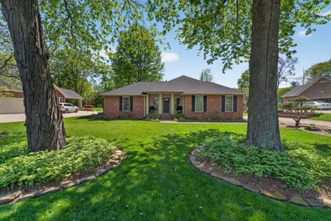 416 Adeline Dr