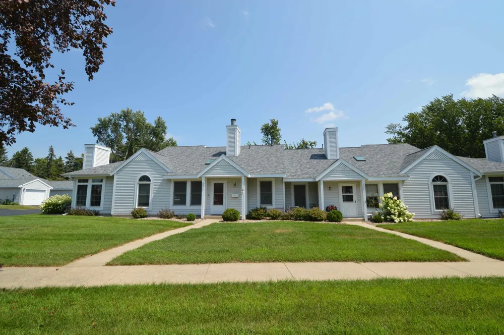 2211 Valleyhigh Drive NW Rochester, MN 55901