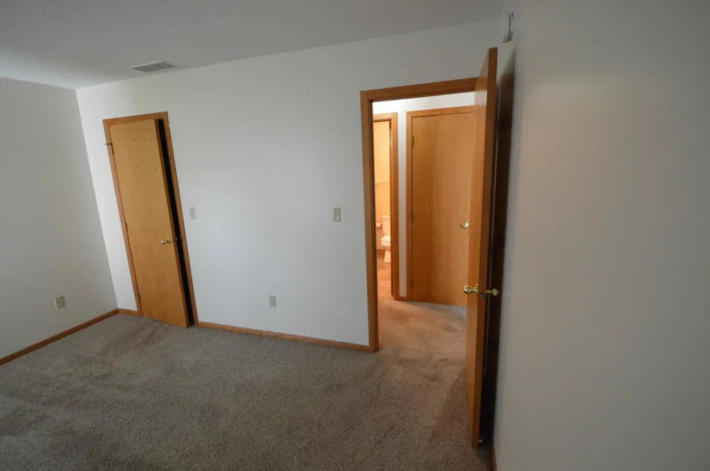 2211 Valleyhigh Drive NW Rochester, MN 55901