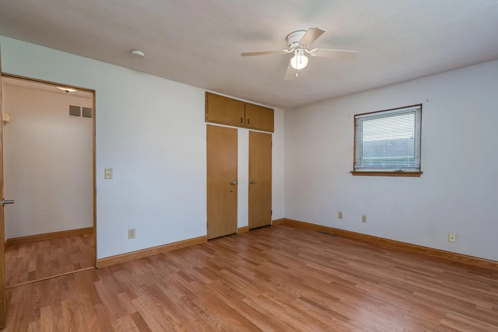 109 Jay Street Le Sueur, MN 56058