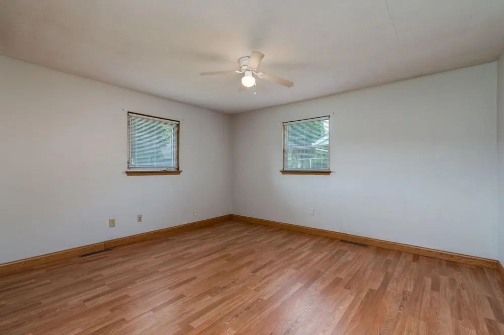 109 Jay Street Le Sueur, MN 56058