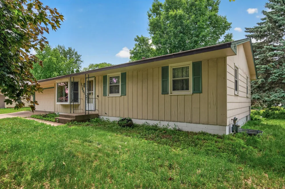 11601 Georgia Avenue Champlin, MN 55316