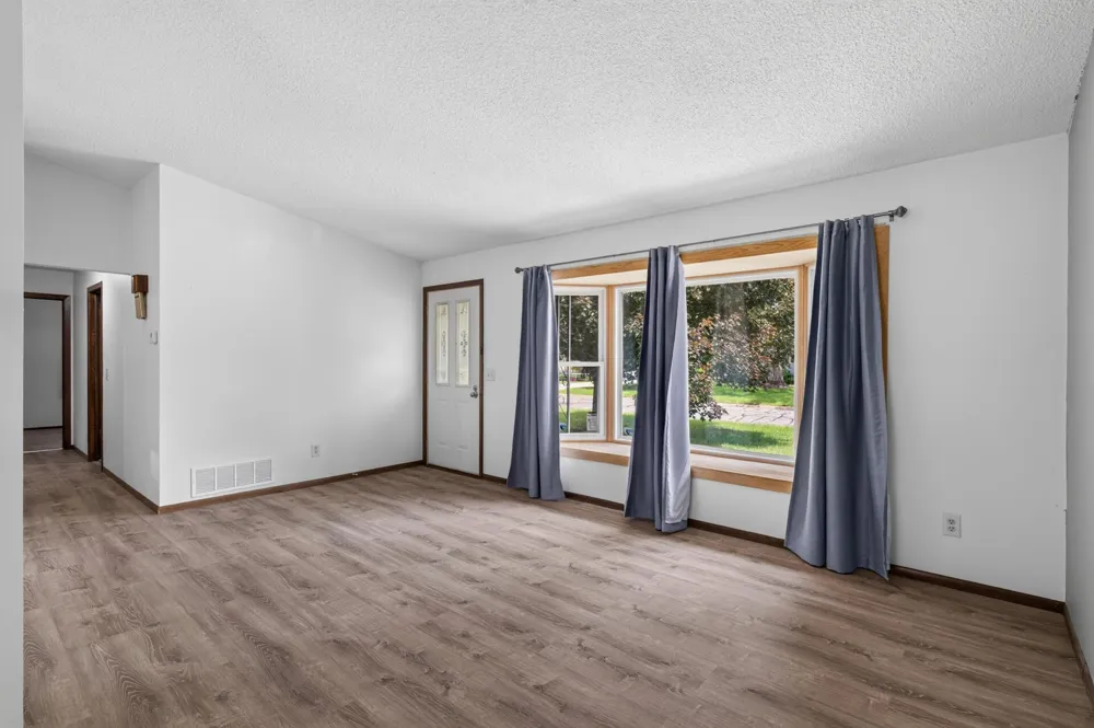 11601 Georgia Avenue Champlin, MN 55316