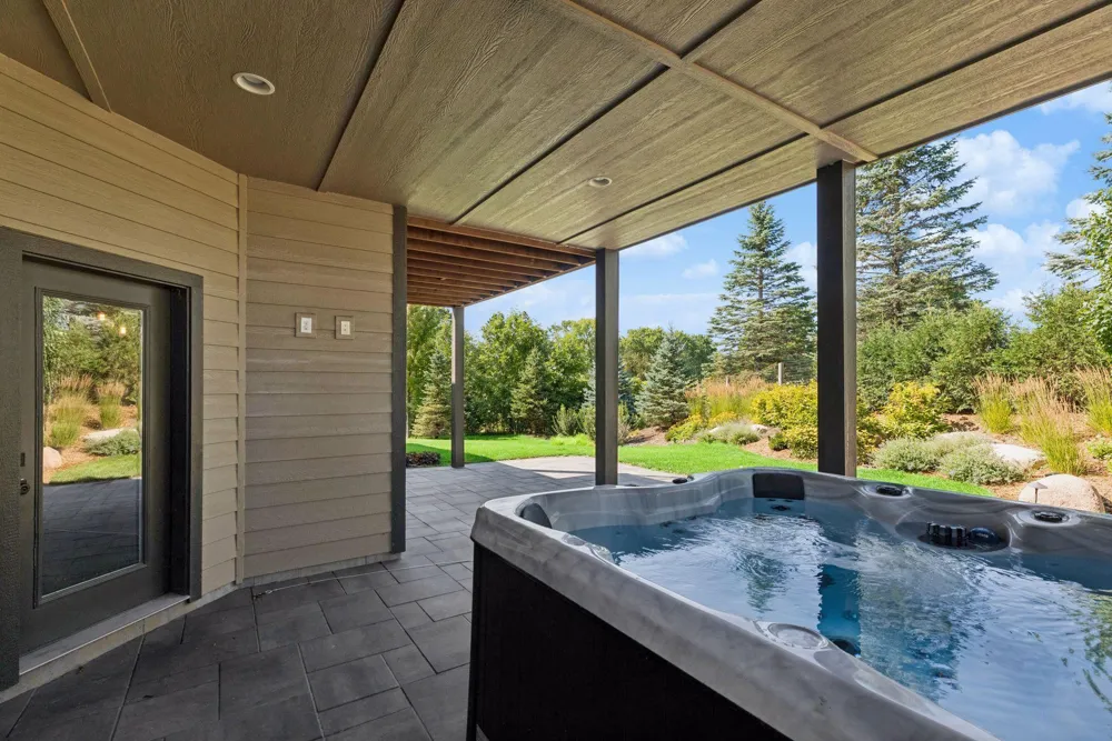 607 Heritage Place Stillwater, MN 55082