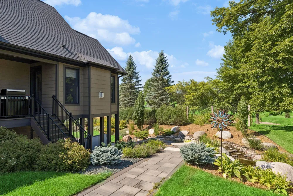 607 Heritage Place Stillwater, MN 55082